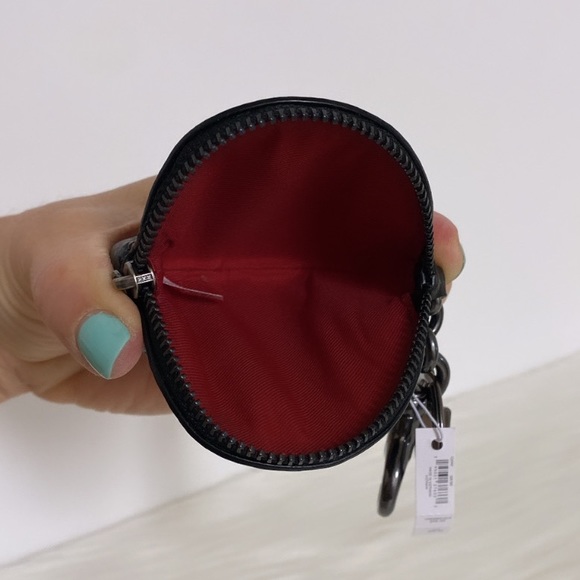 NWT💃Coach Circular Coin Pouch With Horse And Carriage - Picture 5 of 7